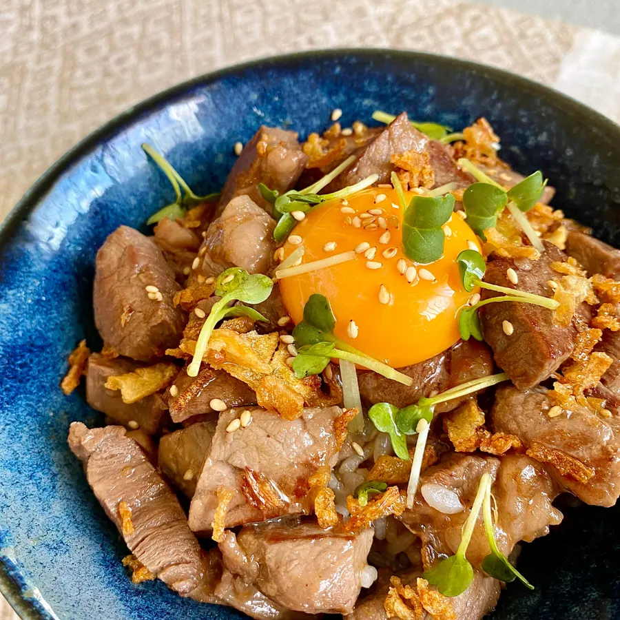 焼くだけ簡単！ステーキ丼 の作り方 8