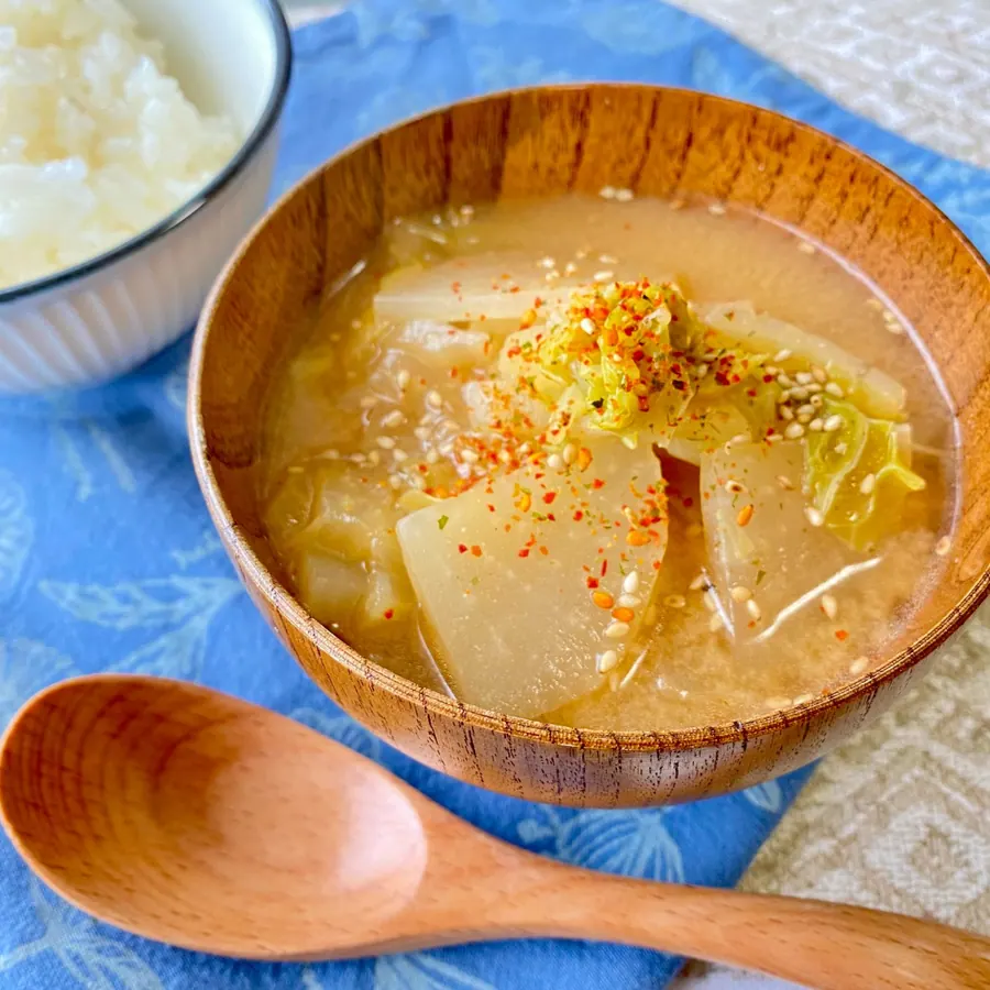 大根と白菜のピリ辛豆板醤みそ汁 の作り方 9