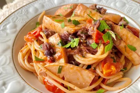 ほくほくのたけのことホタルイカの濃厚パスタ